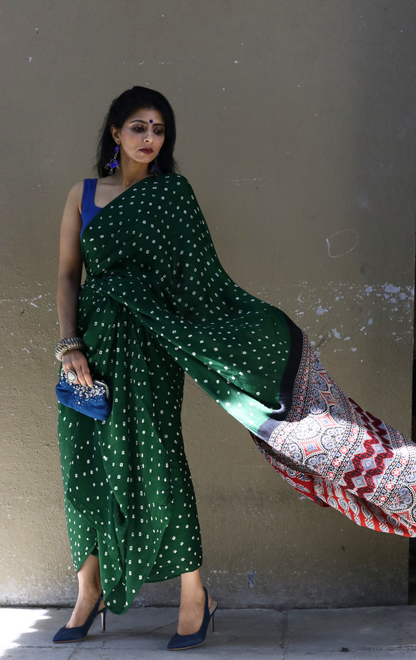 Buy Bandhani Designer Saree Online : Green Bandhani Hand Dyed Saree With Ajrakh Print Saree