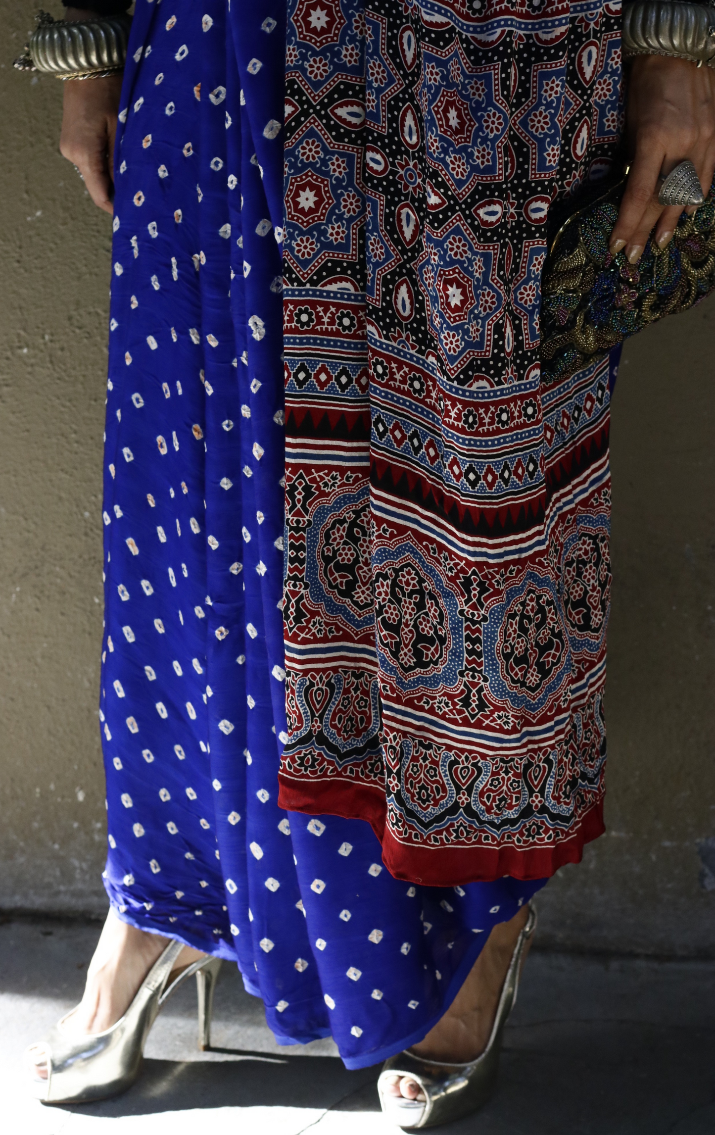 Buy Bandhani Designer Saree Online : Blue Bandhani Hand Dyed Saree With Ajrakh Print Saree