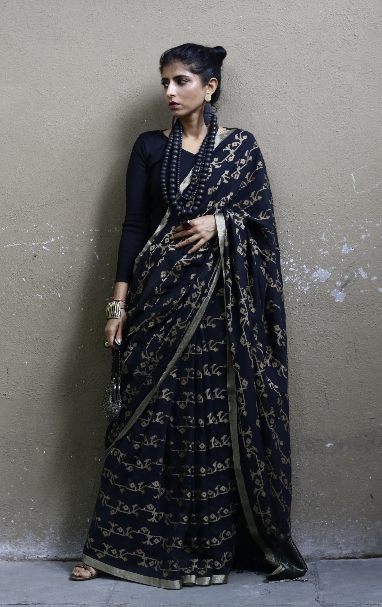 Black Gold Soft Cotton Saree 'Raat Rani' : Summer Evening Cotton Saree