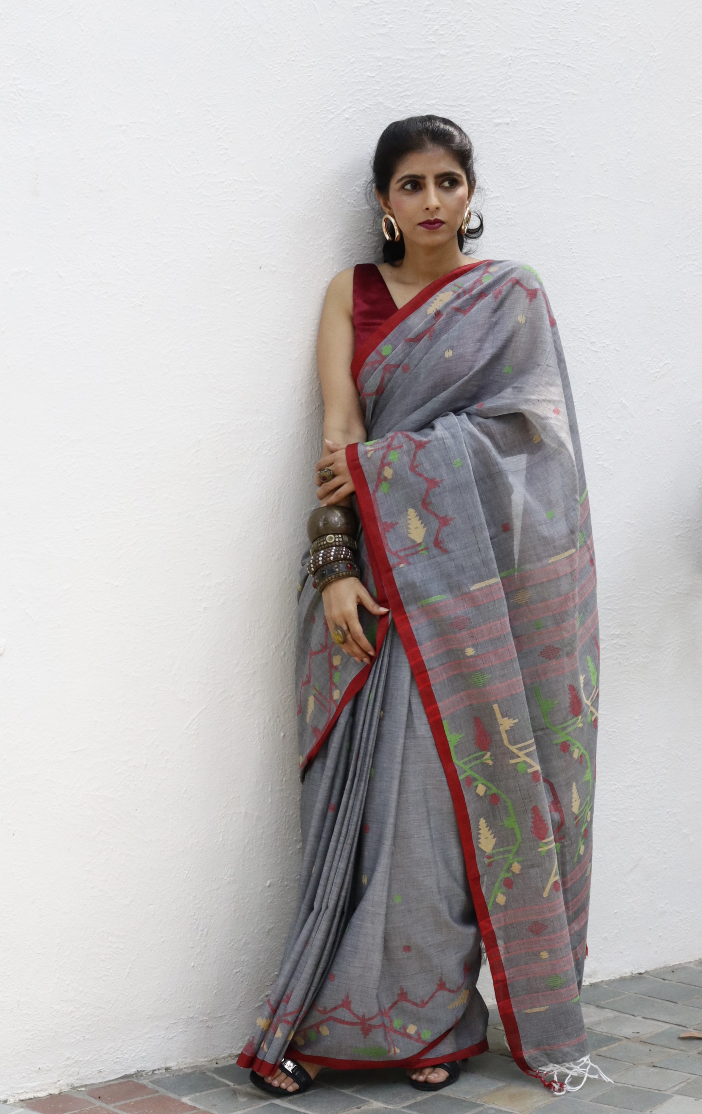 Buy Grey Soft Cotton Jamdani Saree : Grey Needle Jamdani Handmade Saree