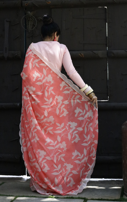 'Peach Or Pink' Printed Statement Scalloped Sequin Border Saree : Printed Light Cocktail Saree Collection