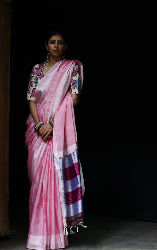 Buy Ilkal Cotton Silk Handloom Saree : Handloom Ilkal 'Bubblebum Pink Saree'&nbsp;