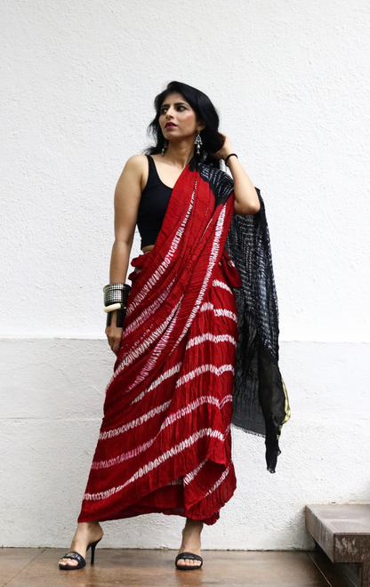 Buy Statement Red Shibori Saree : Red Black Shibori Cocktail Saree 'Deep Love'