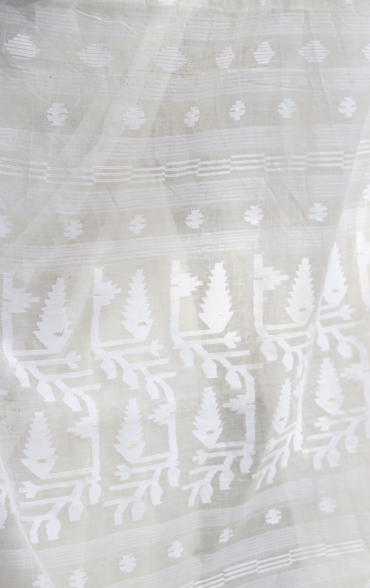 Buy Muslin White Jamdani Saree : Moonlight White Jamdani Saree