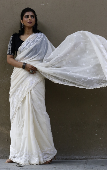 Buy Muslin White Jamdani Saree : Moonlight White Jamdani Saree